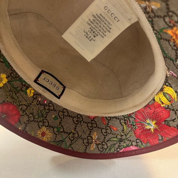 100% authentic Gucci multi color hat size Medium - Picture 3 of 3